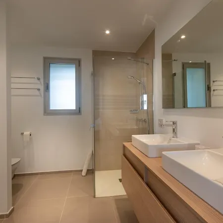 Jardines - Tisaya 11 Pool View & Twin Beds 1b *