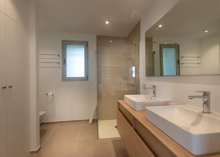 Jardines - Tisaya 11 Pool View & Twin Beds 1b *